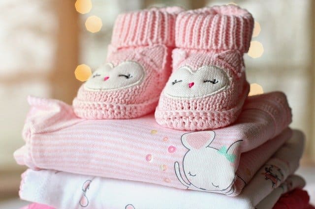 Advantages of having a baby clothing store