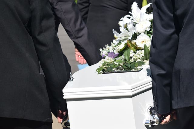 Advantages of having a funeral business