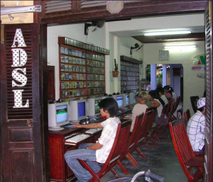 What do you need to set up an Internet cafe